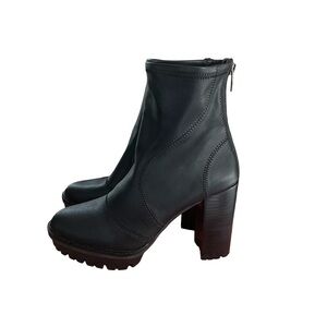 NEW Vince Camuto Erettie Boots in Black Sz 10
